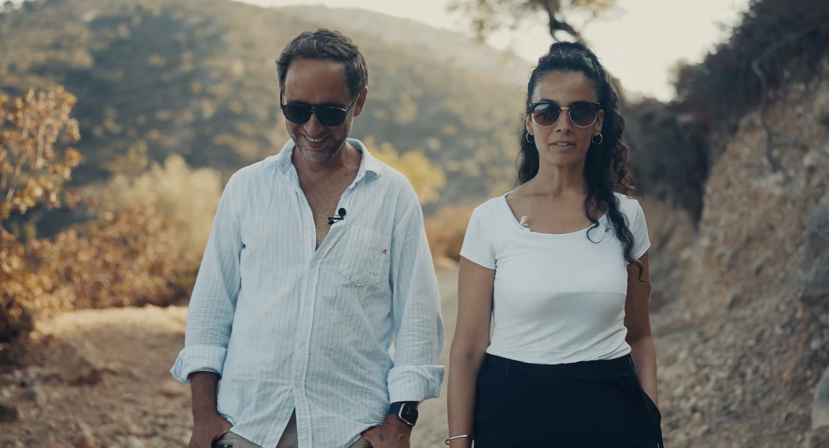 Marek i Paola Demurtas na zboczu niedaleko Baunei, Sardynia, sierpień 2024.